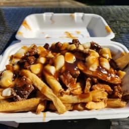 Herm's Hot Hamburger Poutine